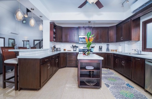 Plantation Villa | Castaway Villa - 4 Bedroom Beachfront Villa