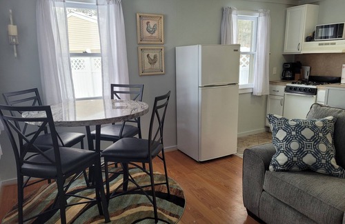 Newaygo Cottage | Castaways Cottage on Croton Pond #3