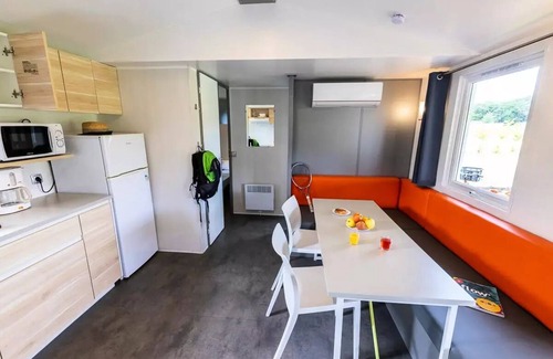 Sainte-Catherine-de-Fierbois House | Castel Camping Parc de Fierbois * - Mobile home - 3 bedrooms - 1 bathroom - Comfort - 6 people