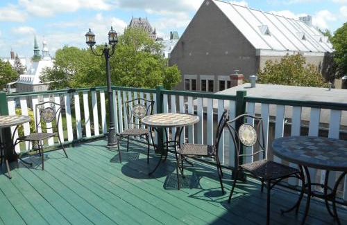 Vieux-Quebec-Cap-Blanc-colline Parlementaire Bed & Breakfast | Castel d'Amérique Française