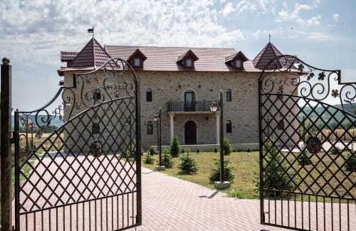 Moldova House | Castel Unghern