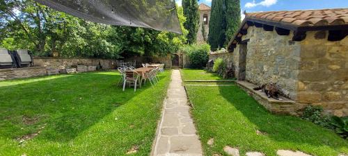 Llaes House | Castell de Llaés
