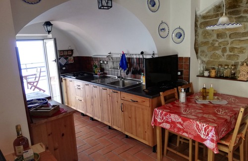 Castellabate Historic Centre Apartment | Castellabate - Panoramic apartment overlooking the Gulf of Salerno