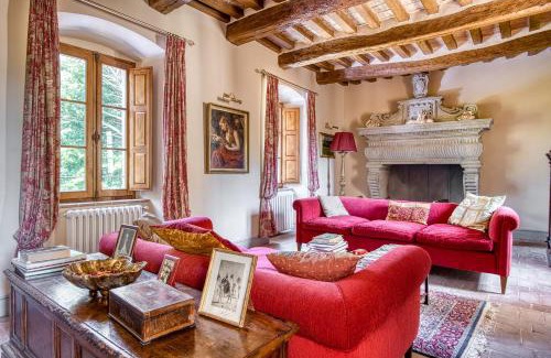 Monteluiano Villa | Castello di Magrano