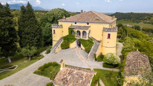 Altomonte House | Castello di Serragiumenta