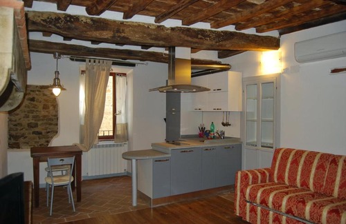 Civitella in Val di Chiana Apartment | Castello di Civitella