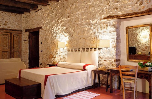 Teggiano Other | Castello Macchiaroli La Romantica, the magic of a medieval castle