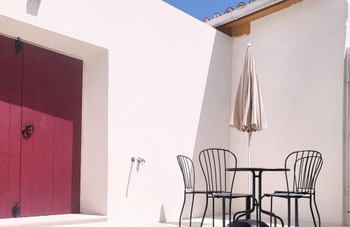 Santa Maria da Devesa House | Castelo House