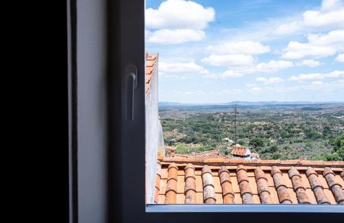 Santa Maria da Devesa House | Castelo House