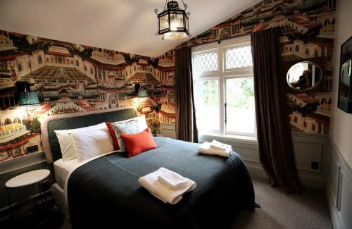 Heathcote Valley Villa | Casterton Cottage, paradise garden with spa