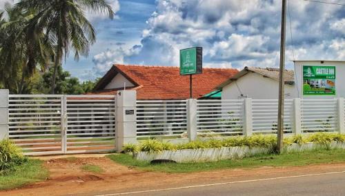 Puttalam Hotel | Castile inn