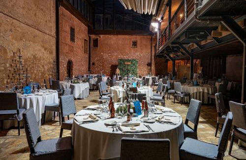 Manzanares Hotel | Castillo De Pilas Bonas