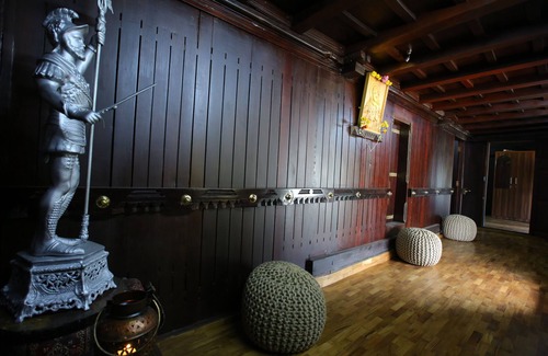 Vattavada Villa | Castillo De Woods - The Traditional Luxury Villa, Munnar
