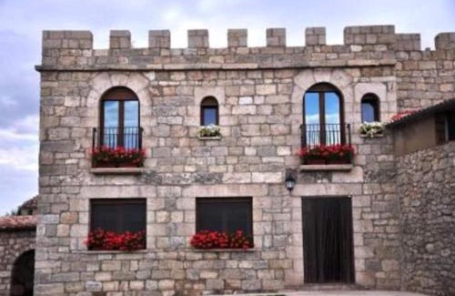 Sasamon House | Castillo Goyito