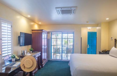 West Beach Hotel | Castillo Inn at the Beach