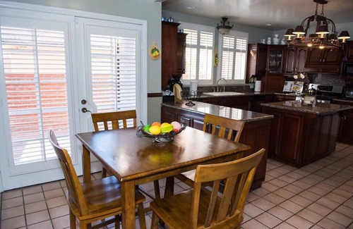 Los Cerritos House | Castle Aldea Great for Family Reunions, Large Groups, Business Meeting Workshops