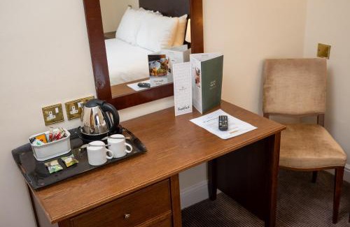 Marlborough Hotel | Castle and Ball by Greene King Inns
