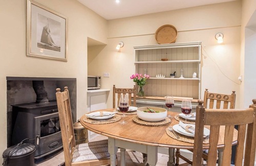 Orford Apartment | Castle Cottage, Orford