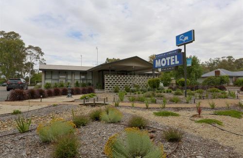 Euroa Hotel | Castle Creek Motor Inn Euroa