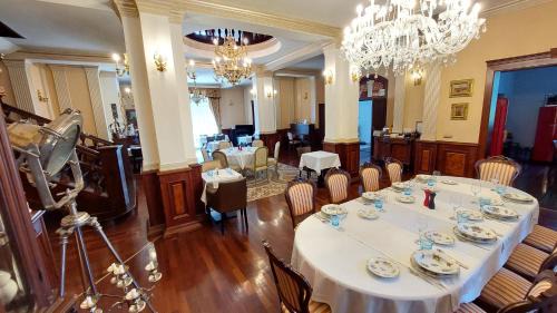 Szombathely Apartment | Castle Garden