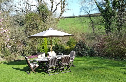 Cullompton Cottage | Castle Hill Farm