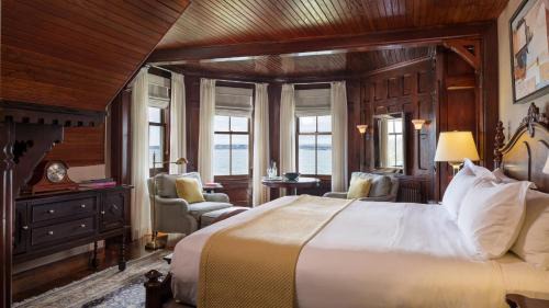 Ocean Drive Hotel | Castle Hill Inn