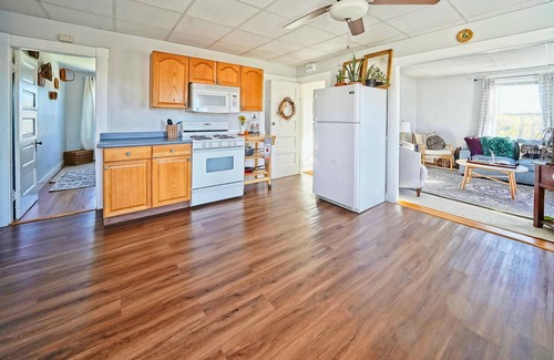 Salem Apartment | Castle Hill Lookout - Comfortable and Spacious Home