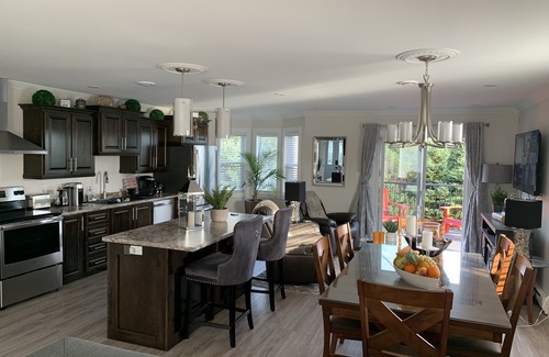 West End Apartment | Castle House Executive 3 Bedroom Apartment