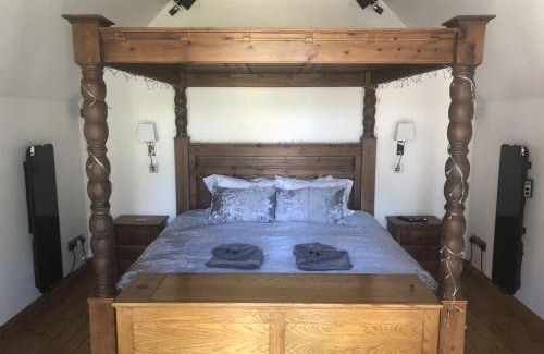 Combs House | Castle House Holiday Home