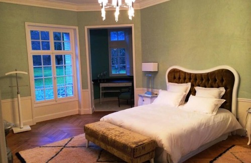 Menetreol Sur Sauldre Other | Castle in the heart of nature!