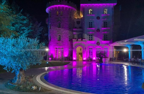 Vaqarr Hotel | Castle Konti