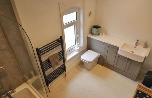 Scarborough Apartment | Castle Manor, 4 Bed Seaside Retreat