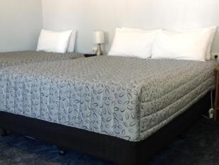 Bairnsdale Hotel | Castle Motel Bairnsdale