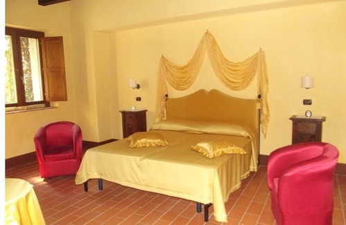 Viggianello Bed & Breakfast | Castle of the Sanseverino Princes - Quadruple 106