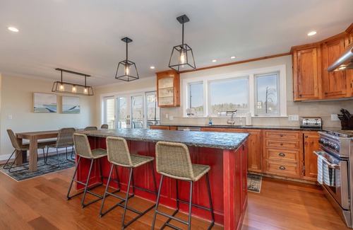Brunswick House | Castle Rock, 1 mile to Bowdoin College