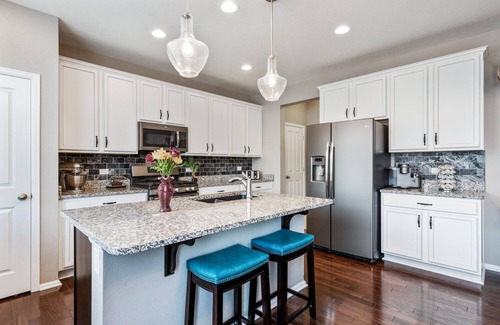 Castle Rock House | Castle Rock Getaway - Sleeps Up To 14!