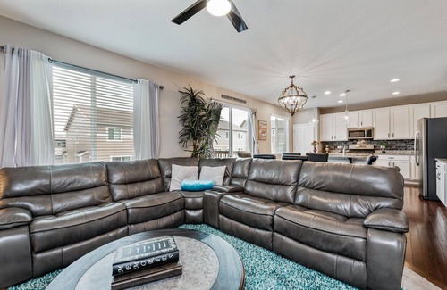 Castle Rock House | Castle Rock Getaway - Sleeps Up To 14!