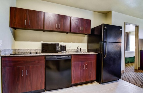 Quinter Hotel | Castle Rock Inn & Suites