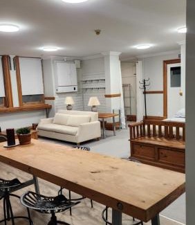 Dunedin Apartment | Castle Studio Apartment