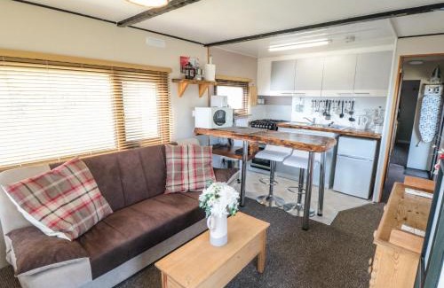 Cloughton House | Castle View Cabin