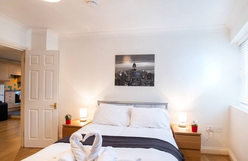 Stansted Apartment | Castle Walk