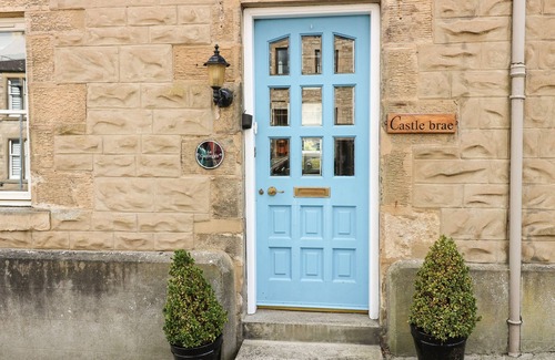 Jedburgh Cottage | CASTLEBRAE, pet friendly, character holiday cottage in Jedburgh