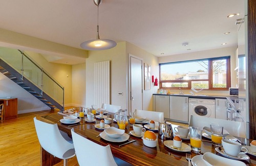 Castlemartyr Ski Chalet | Castlemartyr Holiday Lodges (2 Bed)