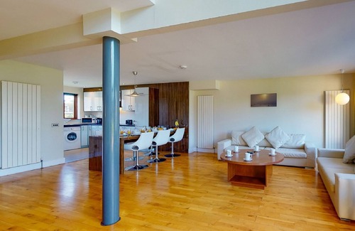 Castlemartyr House | Castlemartyr Holiday Lodge by Interhome