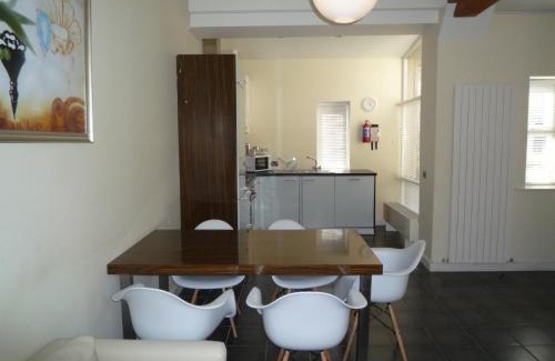 Castlemartyr House | Castlemartyr Holiday Mews 2 bed by Trident Holiday Homes
