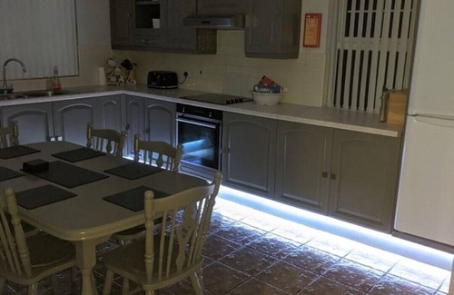 Castlerock Cottage | Castleshaw Holiday Home