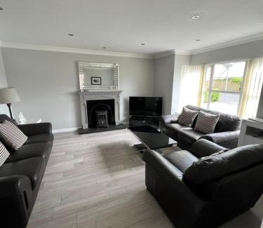 Castlerock House | Castleshaw Holiday Home