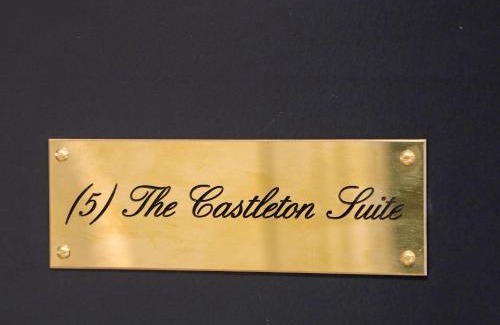 Buxton Apartment | Castleton Suite