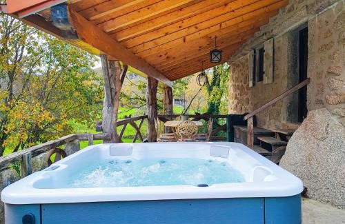 Melgaco House | Castrum Houses - Casa da Curveirinha - Jacuzzi