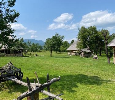 Breb House | Casuța din Grădină